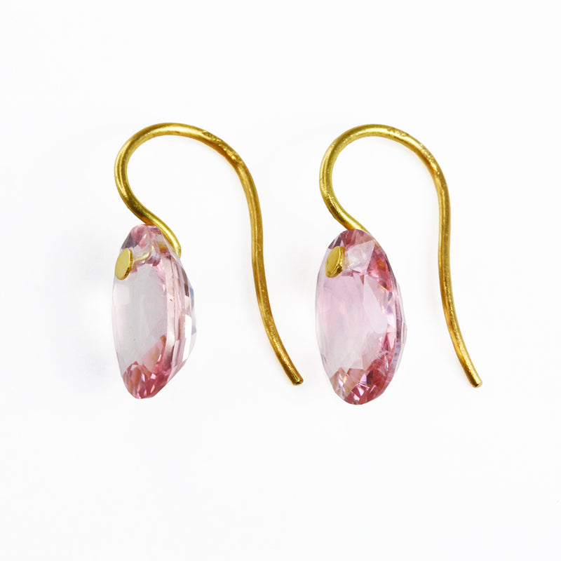 マリーエレーヌ-ドゥ-タイヤック-ゴールド-ブリリアント-ピアス-ピンク-トルマリン