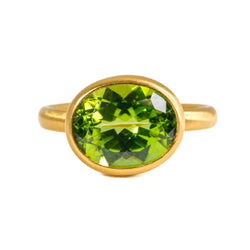 ペリドット "プリンセス" リング PERIDOT