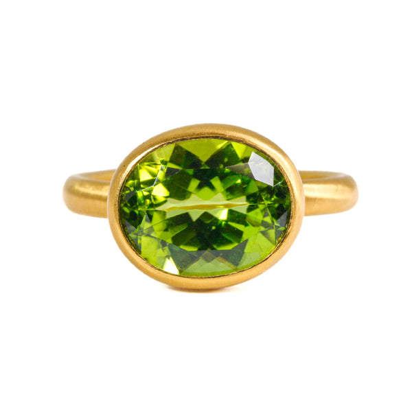 ペリドット "プリンセス" リング PERIDOT